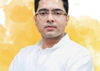 কয়লা পাচার কান্ডে ইডি দপ্তরে অভিষেক।জরুরী ভিত্তিতে মামলা শুনলো না সুপ্রীমকোর্ট !