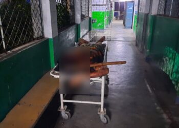 মাথায় কুড়ুলবিদ্ধ অবস্থায় ব্যবসায়ীর মৃতদেহ উদ্ধার। চাঞ্চল্য গলসীতে।