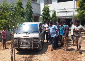 আইসক্রিম খেয়ে একের পর এক ছাত্রছাত্রী অসুস্থ ! চাঞ্চল্য শক্তিগড়ে।